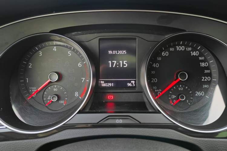 Used Volkswagen Magotan 2019 330TSI DSG Luxury Model China V Standard