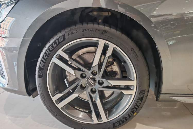 Used Audi A4L 2020 40 TFSI Fashion Dynamic Model
