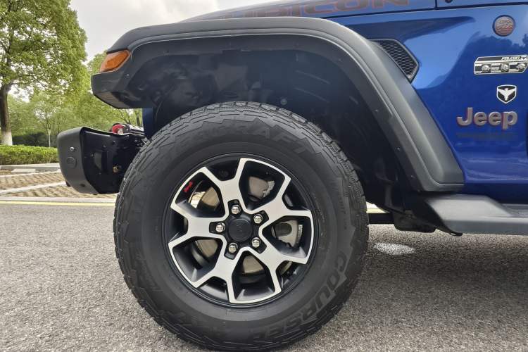 Used  Wrangler 2019 2.0T Rubicon Four-Door Version China VI Emission Standard
