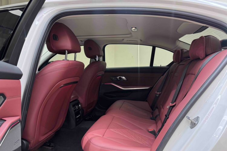 Used BMW 3 Series 2025 330Li M Sport Shadowline Package
