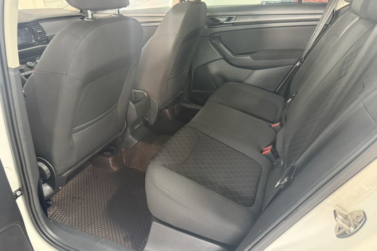 Used Skoda Kodiaq 2019 Restyled TSI330 5-Seater Two-Wheel Drive Standard Version China VI
