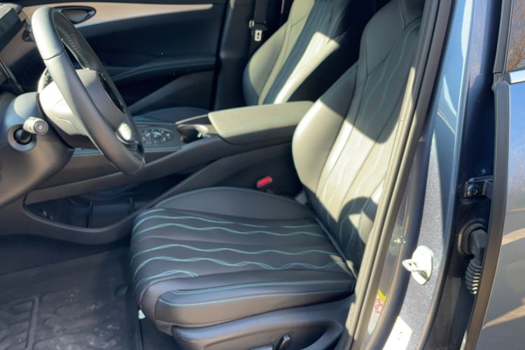 Used BYD Seal 06 New Energy 2024 DM-i 120KM Flagship Model
