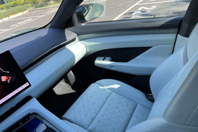 Used Zeekr 001 2025 WE Edition 100 kWh Rear-Wheel Drive