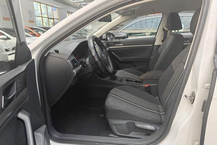 Used Volkswagen Lavida 2018 1.5L Automatic Fashion Edition China V Standard
