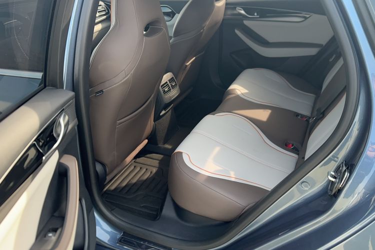 Used BYD Qin PLUS 2024 Honor Edition EV 510KM Beyond Model
