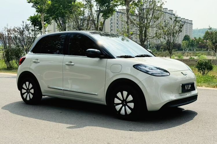 Used Wuling Bingo 2024 333 km Enjoyment Version
