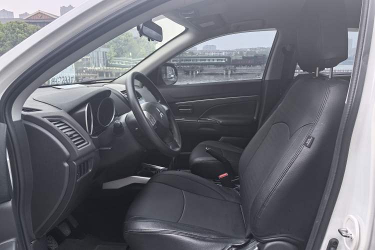 Used Mitsubishi ASX 2013 2.0L Manual Two-Wheel Drive Comfort Edition
