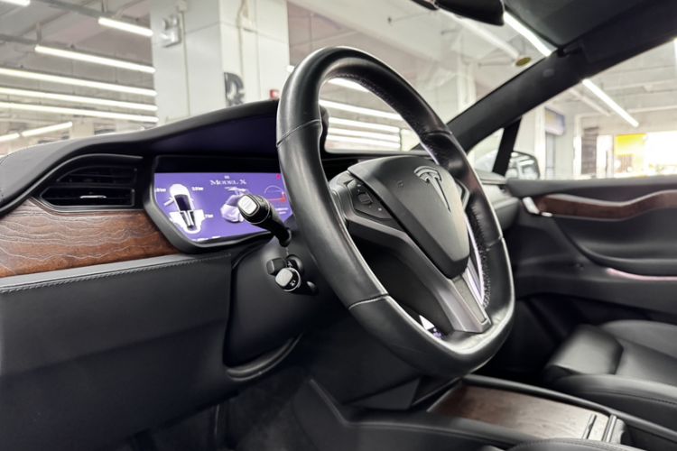 Used Tesla Model X 2019 Long-Range Version
