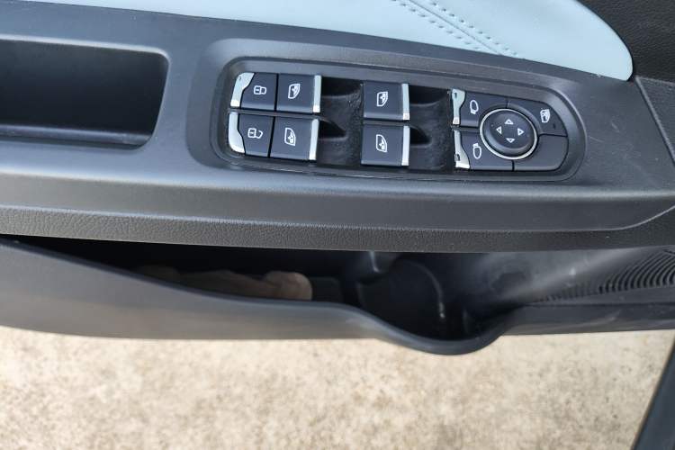 Used NETA V 2021 Long-Range Entertainment Edition
