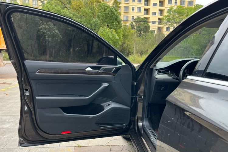 Used Volkswagen Magotan 2019 330TSI DSG Luxury Model China V Standard
