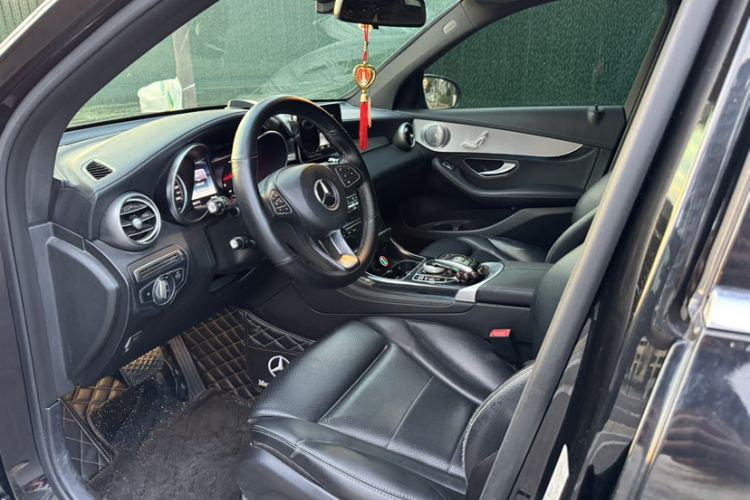 Used Mercedes-Benz GLC 2017 GLC 200 4MATIC
