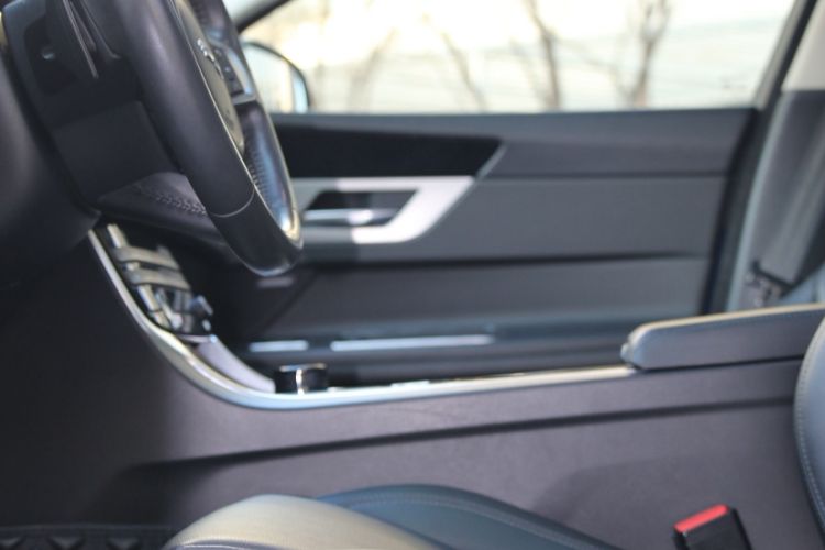 Used Jaguar XFL 2020 XFL 2.0T P200 Two-Wheel-Drive Elite Edition
