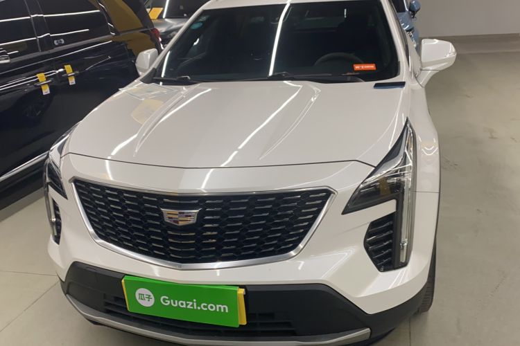 Used Cadillac XT4 2020 28T Two-Wheel-Drive Leading Version
