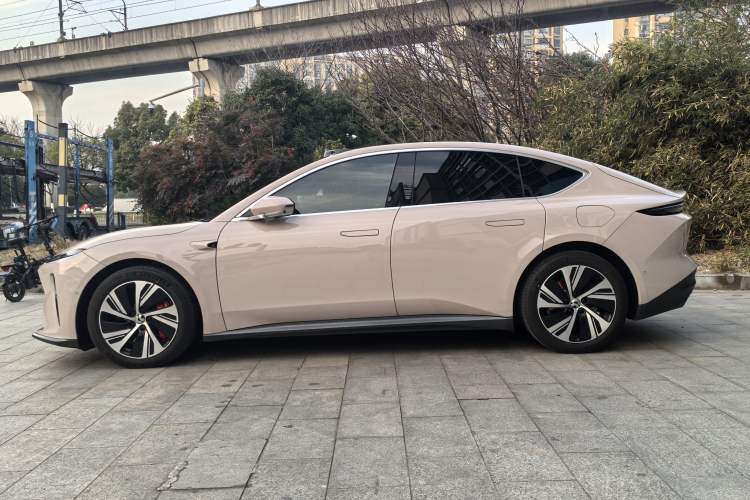 Used Nio ET5 2022 75 kWh
