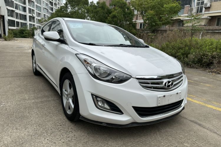 Used Hyundai Elantra 2013 1.6L Automatic Luxury Model

