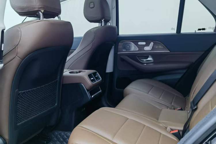 Used Mercedes-Benz GLE 2024 GLE 450 4MATIC Stylish Model
