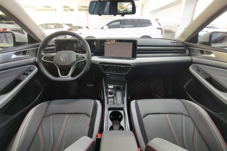 Used Volkswagen Lamando 2023 Lavida L 280TSI DSG Cool & Spicy Edition
