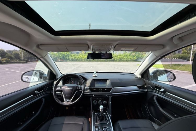 Used Haval H6 2018 Sport Edition 1.5T Manual Two-Wheel Drive Elite Model China V Standard
