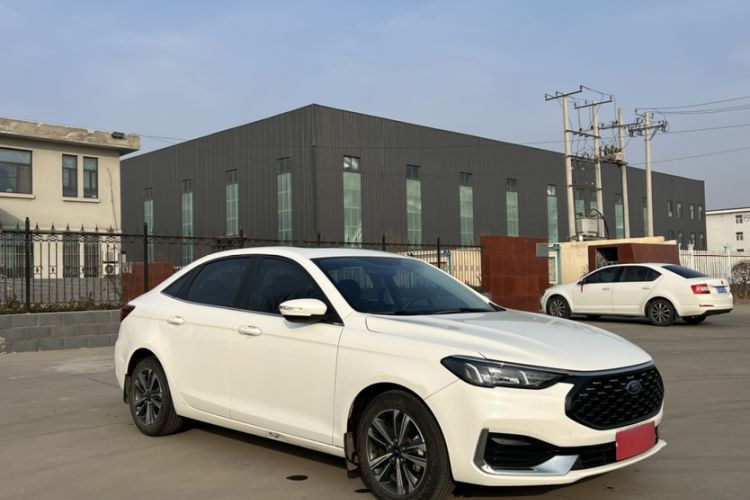 Used Ford Escort 2021 1.5L Automatic Diamond Edition
