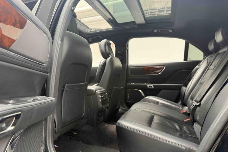 Used Lincoln Continental 2018 2.0T Two-Wheel Drive Deluxe Edition