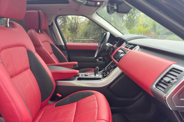 Used Land Rover Range Rover Sport 2022 3.0 L6 YAO Black Edition
