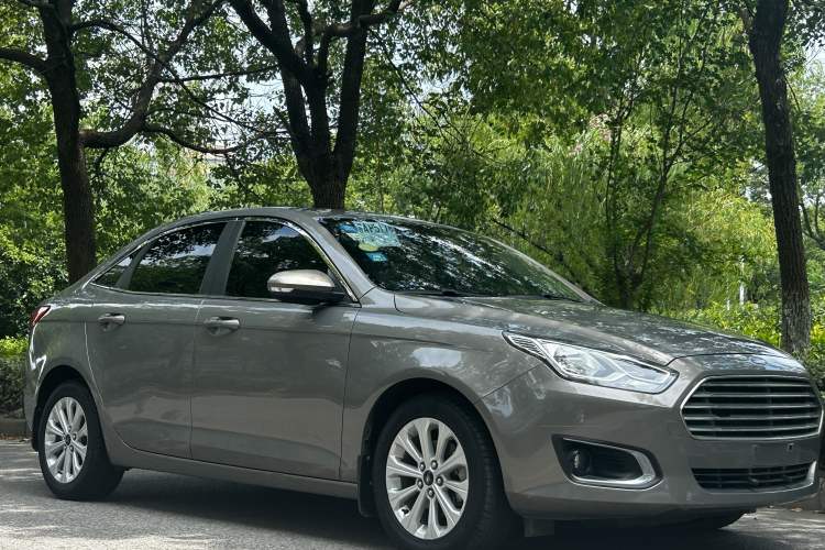 Used Ford Escort 2015 1.5L Automatic Comfort Model
