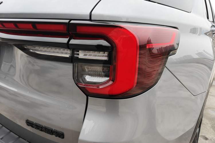 Used Ford Explorer 2024 2.3T EcoBoost All-Wheel Drive ST-LINE 6-Seater