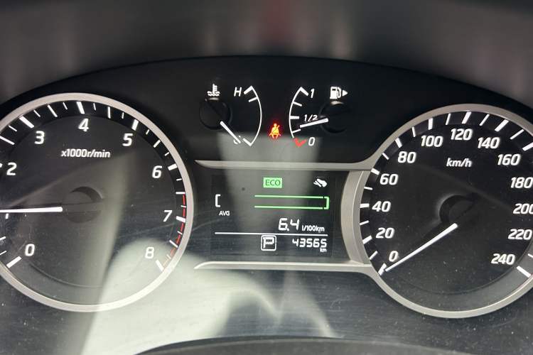 Used Nissan Lannia 2016 1.6L CVT Cool Edition
