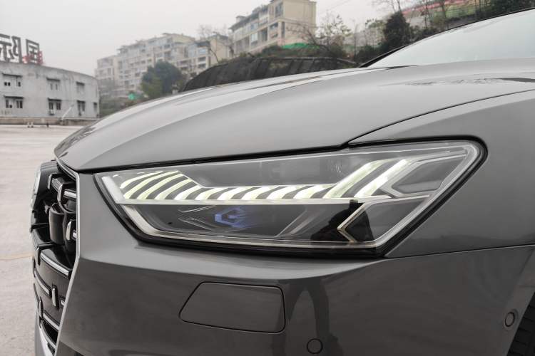 Used Audi A7L 2024 45TFSI quattro S-line Visionary Edition Flow Crystal Package