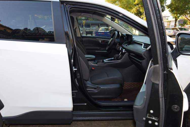 Used Toyota RAV4 2023 2.0L CVT Two-Wheel Drive Urban Edition