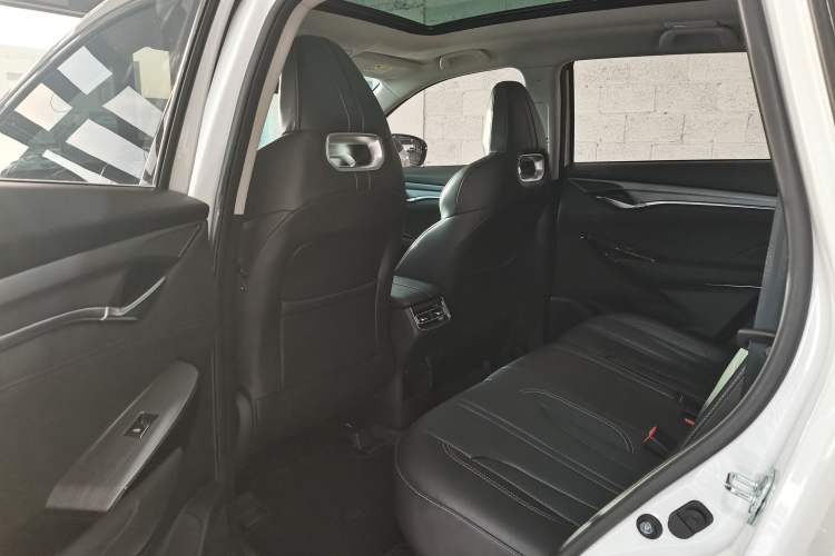 Used Changan CS75 PLUS 2022 1.5T Automatic Luxury Model