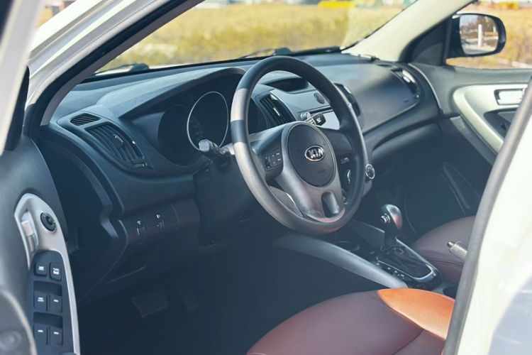 Used Kia Forte 2014 1.6L AT GL