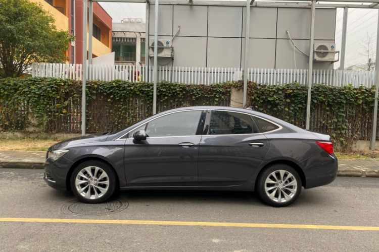 Used Buick Verano 2015 Sedan 20T Dual-Clutch Flagship Model
