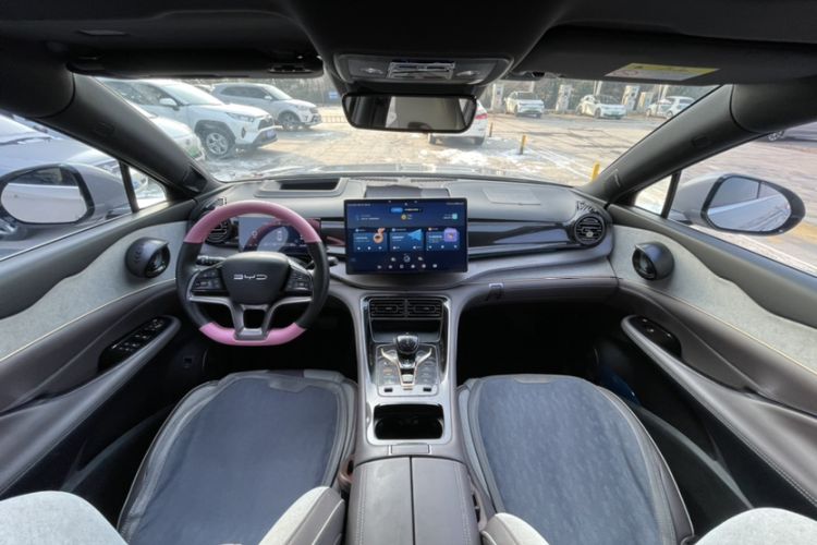 Used BYD Frigate 07 2023 DM-i 100KM Flagship Model
