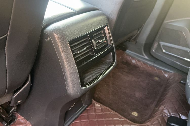 Used Volkswagen Teramont X 2020 Revised Version 330TSI Two-Wheel Drive Luxury Edition
