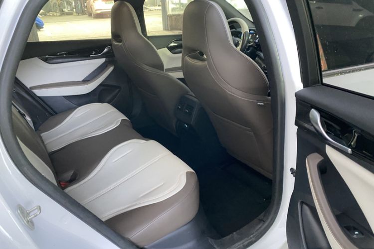 Used BYD Qin PLUS 2024 HONOR Edition DM-i 55KM Leading Model
