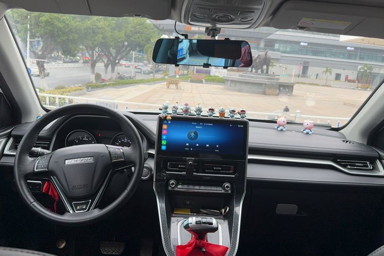 Used Haval M6 2021 PLUS 1.5T DCT Luxury Smart Connectivity Model
