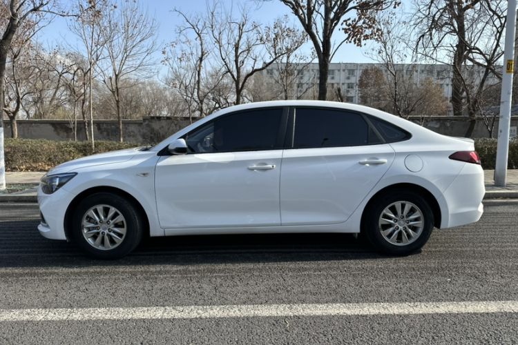 Used Hyundai Celesta 2020 1.6L Automatic GL Enjoyable Edition