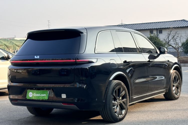 Used Li Auto L8 2023 Air model
