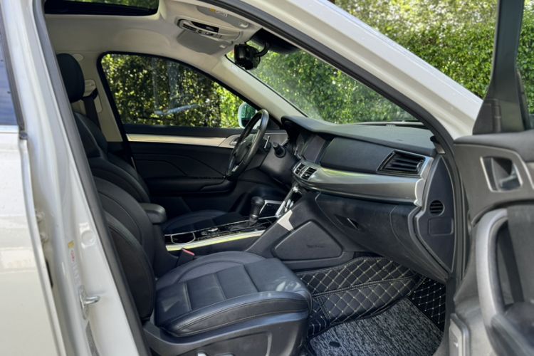 Used Haval H7 2017 Red-Label H7L 2.0T Automatic Luxury Model
