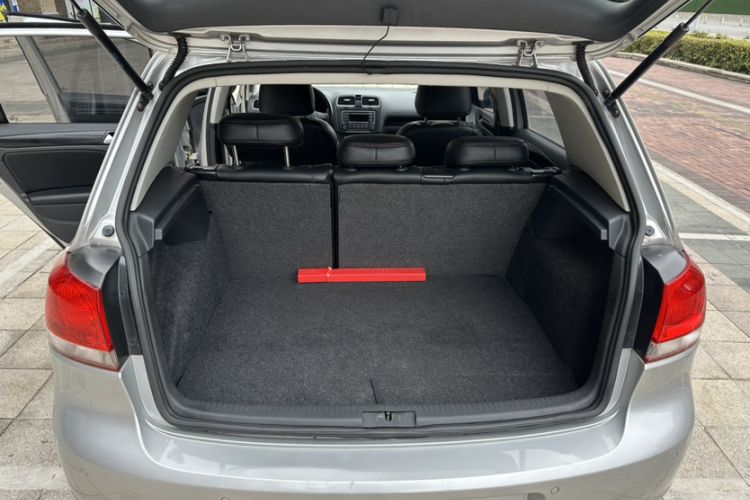 Used Volkswagen Golf 2012 1.6L Automatic Comfort Model