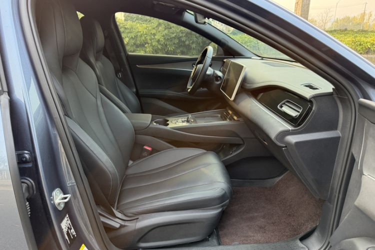 Used BYD Seal 06 New Energy 2024 DM-i 80KM Prestige Model
