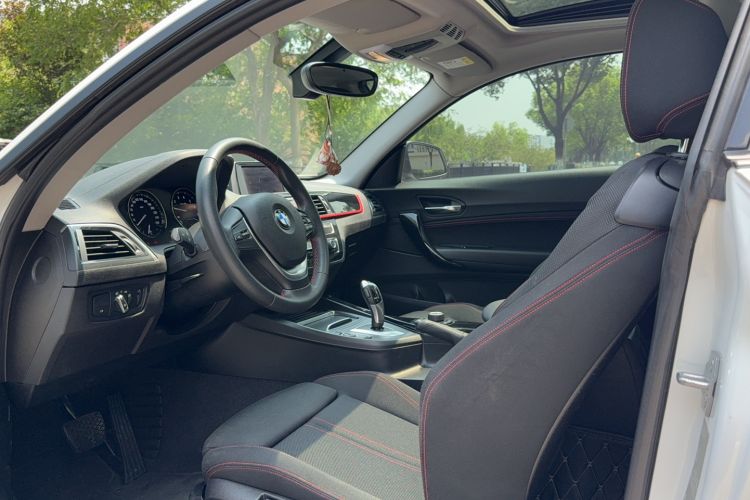 Used BMW 2 Series 2018 220i Sport Design Package
