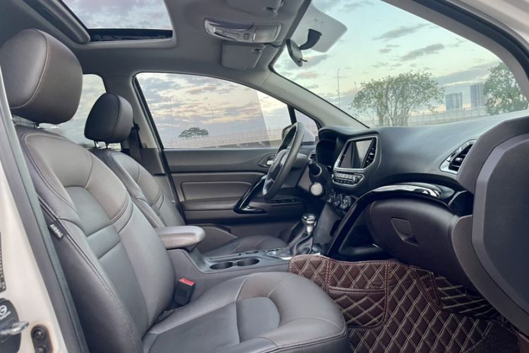 Used GAC Trumpchi GS4 2017 235T G-DCT Two-Wheel Drive Luxury Edition