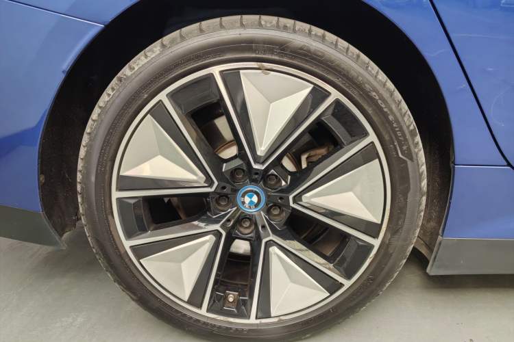 Used BMW i3 2022 eDrive 35 L
