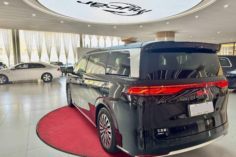 Used BYD Xia 2025 DM-i 1.5T 180km Excellence Model