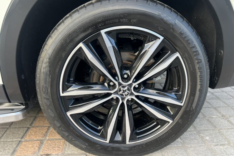 Used Venucia Star 2020 260T Automatic 48V Mild Hybrid Turbocharged Starry Edition
