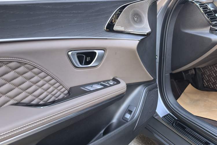 Used BYD Han 2023 DM-i Champion Edition 121KM Prestige Model