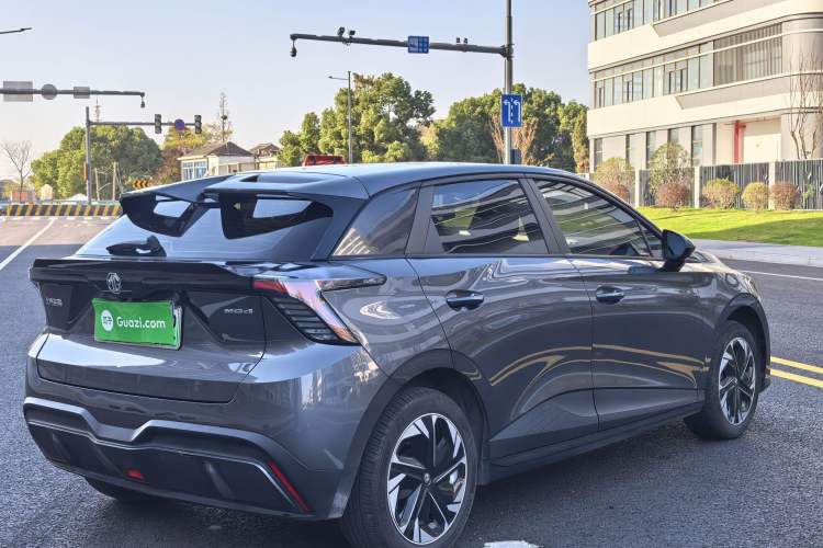 Used MG 4 EV 2023 415 km Range Sea-Faring Champion Edition
