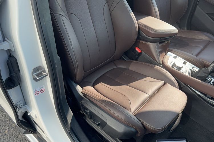 Used BMW X1 2018 xDrive20Li Luxury Model
